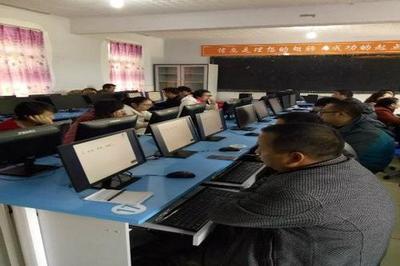 兒童計算機技術培訓 為未來數字時代奠定堅實基礎